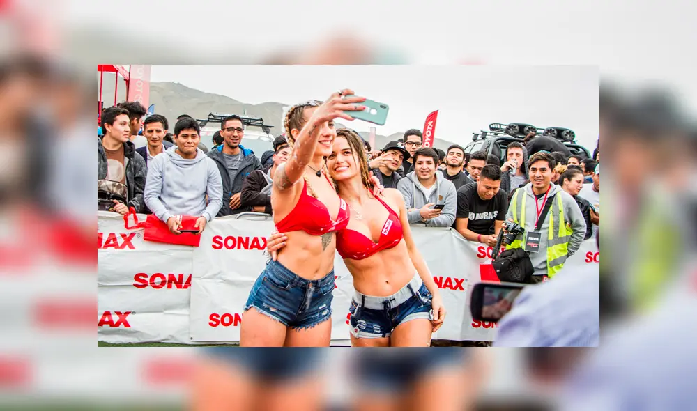 Combate: Paula Ávila y Michela Elías elevaron la temperatura con sexy car wash [FOTOS]
