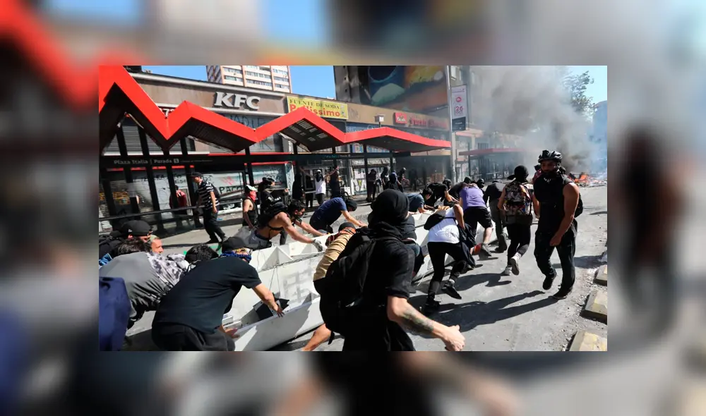 Las fotos que muestran la violencia y caos que impera en Chile. Fotos: Jorge Cerdán. Las fotos que muestran la violencia y caos que impera en Chile. Fotos: Jorge Cerdán.