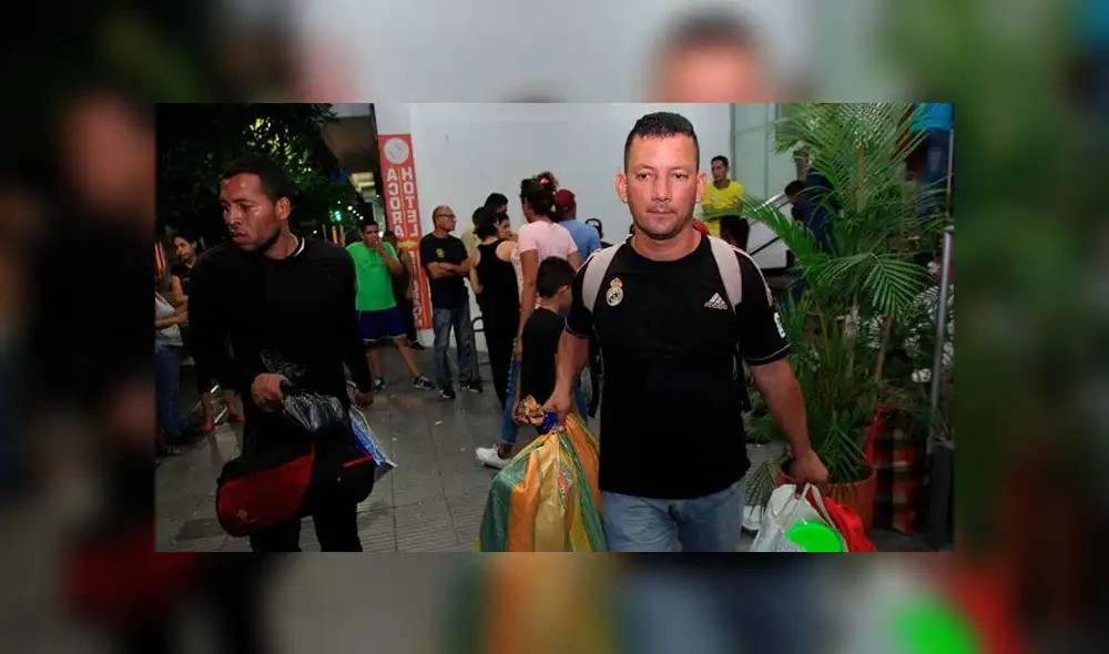 Militares venezolanos son expulsados del refugio de Colombia donde se alojaron