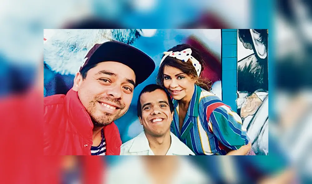 Ernesto Pimentel sorprende como Vicky en nueva serie Ernesto Pimentel sorprende como Vicky en nueva serie