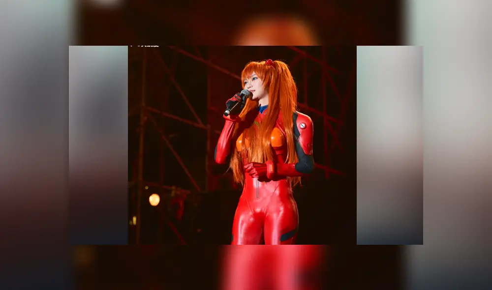 Facebook viral: candidata que hizo cosplay de Asuka de Evangelion gana elección y lo festeja disfrazándose de Sailor Moon