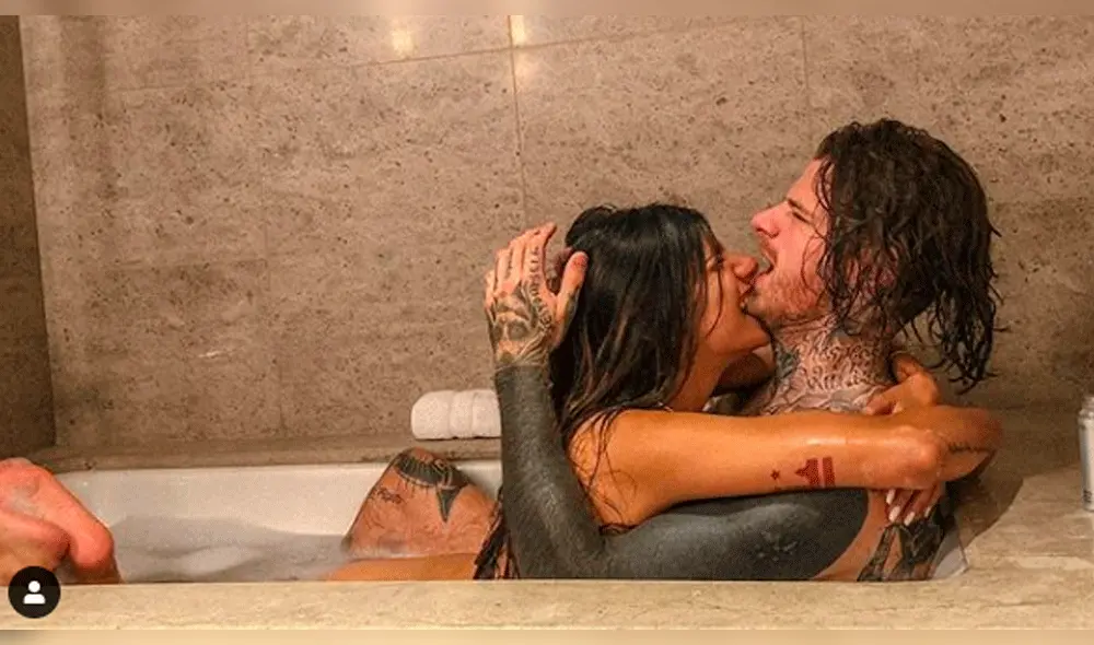 Mia Khalifa y su novio remecen Instagram al posar desnudos en la bañera