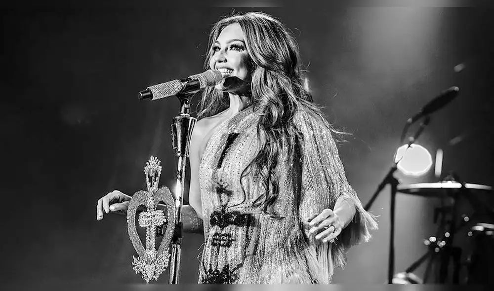 Thalia y Natti Natasha desbordaron sensualidad en su concierto [VIDEOS]