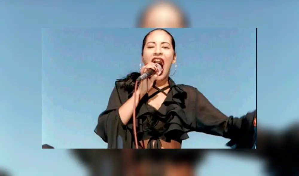 Selena Quintanilla: Telemundo la recuerda presumiendo prenda íntima [VIDEO]