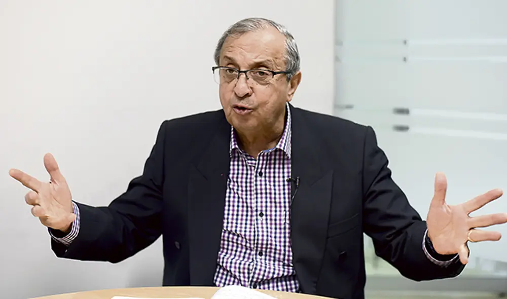 Obligación. Mora debió presentar su renuncia ante el JEE. Foto: Melissa Merino. Obligación. Mora debió presentar su renuncia ante el JEE. Foto: Melissa Merino.