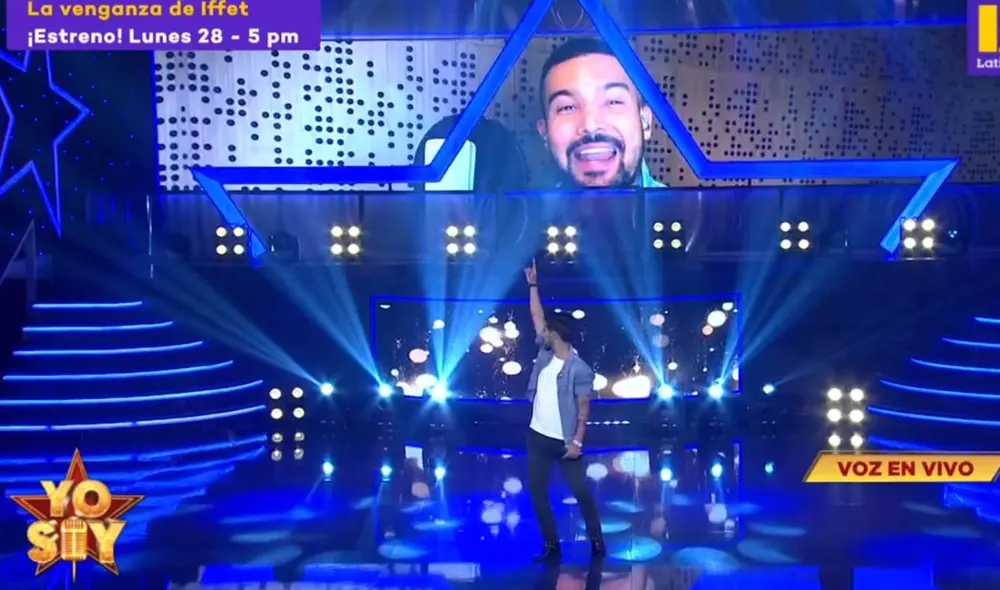 Ezio Oliva y su imitador cantan juntos en Yo soy. | FOTO: Captura Latina.