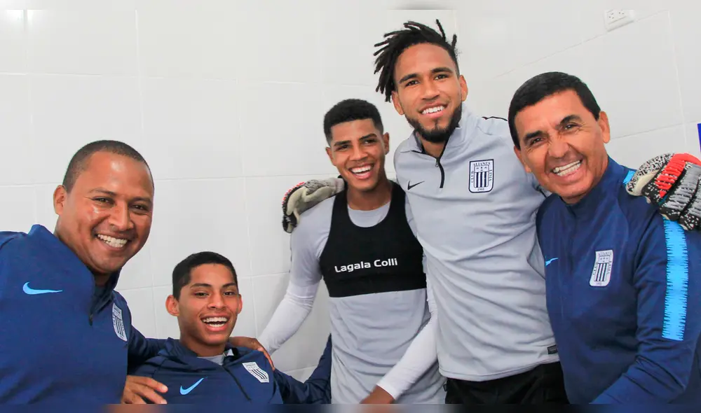 Jaime Duarte seguirá en Alianza Lima ante las propuestas que le formularon. Jaime Duarte seguirá en Alianza Lima ante las propuestas que le formularon.