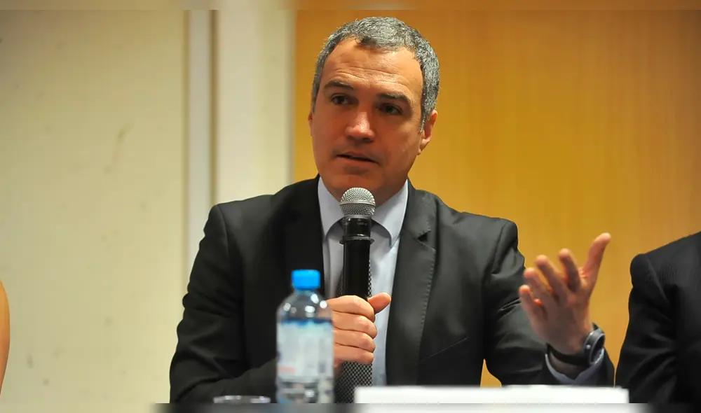 Salvador del Solar juró como el nuevo jefe de la PCM Salvador del Solar juró como el nuevo jefe de la PCM