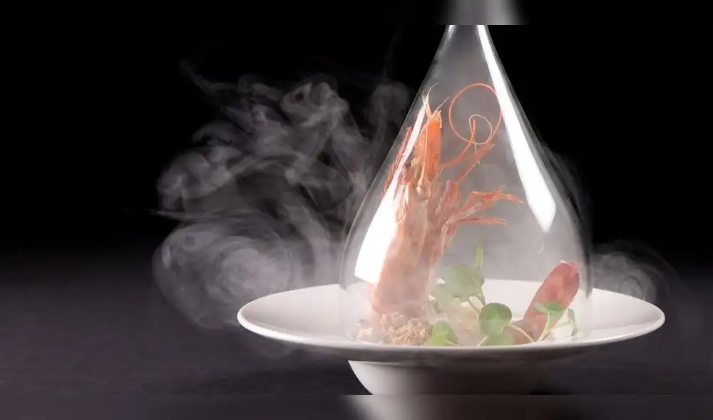 UNI organiza un conversatorio sobre la gastronomía molecular