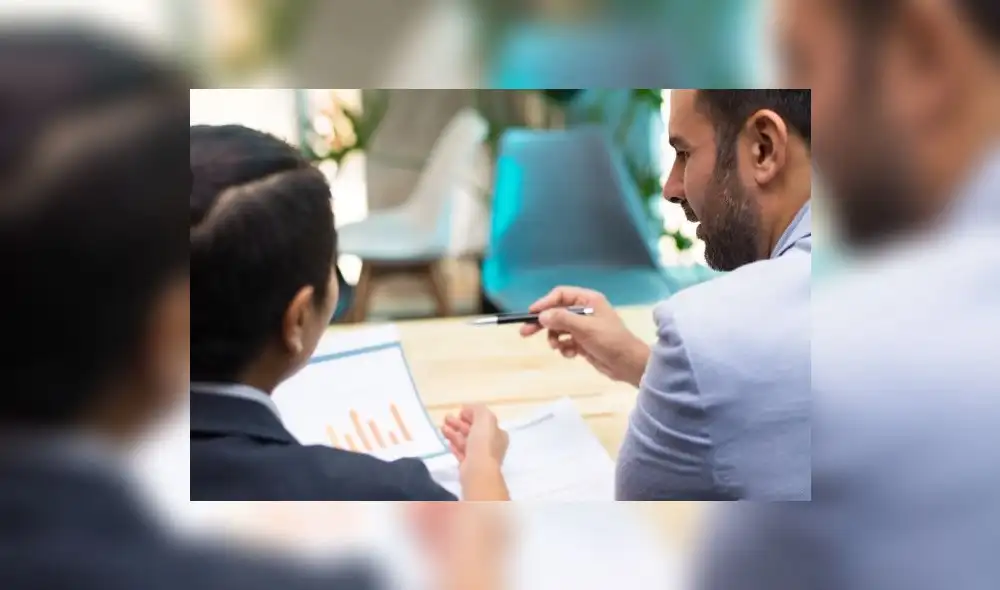 Gente que trabaja: Beneficios de contar con experiencia laboral