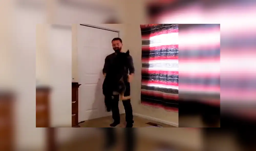 En Facebook, un perro quería unirse a la diversión de su dueño con su menor hijo para que lo carguen.