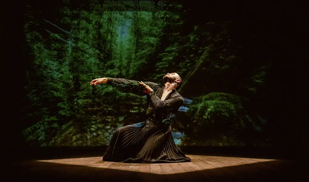 Franklin Dávalos presenta¿De qué estará hecha tu mano ahora que guarda mi beso? en formato virtual. Foto: Difusión