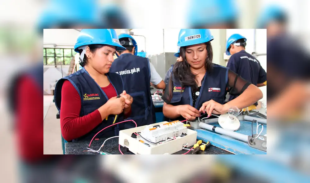 Sencico: ofrecen charlas para mujeres que quieren trabajar en construcción