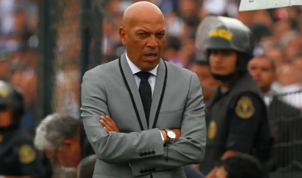 Roberto Mosquera campeonó en la Liga 1 2019 con Binacional. Roberto Mosquera campeonó en la Liga 1 2019 con Binacional.