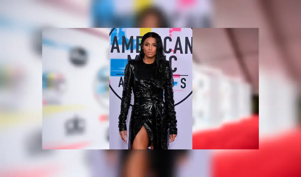 American Music Awards 2018: Taylor Swift se robó todas las miradas en la alfombra roja [FOTOS y VIDEOS]