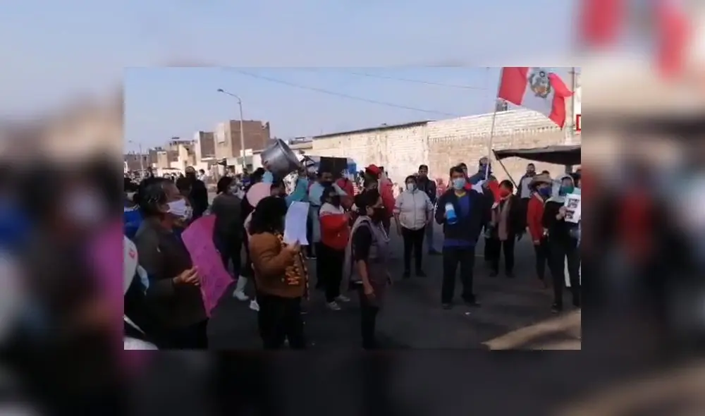 140 vendedores ambulantes no pueden trabajar en mercado de La Esperanza 140 vendedores ambulantes no pueden trabajar en mercado de La Esperanza