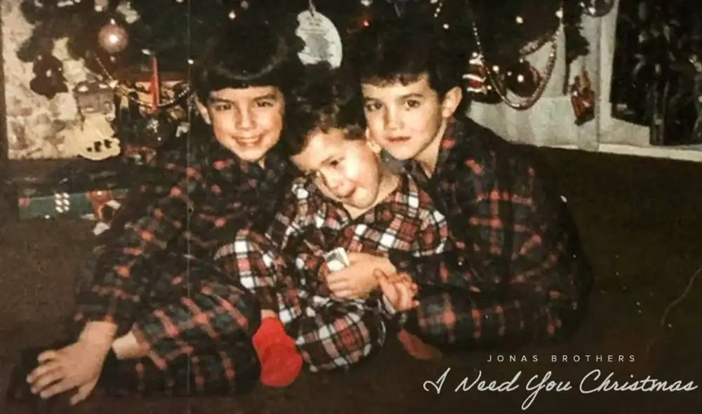 El anuncio llegó acompañado de diversas fotografías que retratan algunas de las celebraciones que tuvieron Kevin, Joe y Nick Jonas a lo largo de los años. Foto: Captura YouTube El anuncio llegó acompañado de diversas fotografías que retratan algunas de las celebraciones que tuvieron Kevin, Joe y Nick Jonas a lo largo de los años. Foto: Captura YouTube