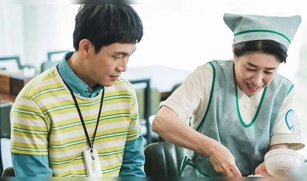 Desliza para ver más fotos de It's okay to not be okay. Créditos: tvN