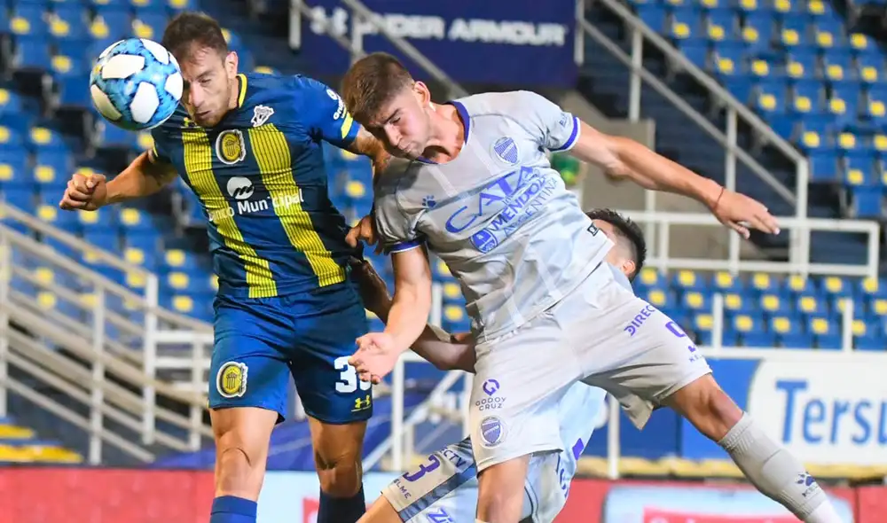 Rosario Central vence a Godoy Cruz por la Copa de la Liga Profesional Argentina. Foto: Twitter.