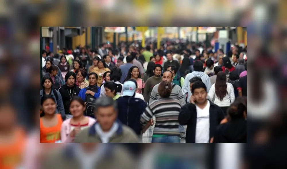 gente caminando gente caminando