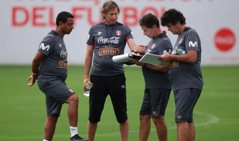 Ricardo Gareca iba a entregar lista de convocados de la selección peruana este viernes 13. | Foto: GLR