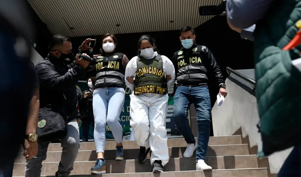 Judith Ortega salió de la sede de la Dirincri. Créditos: Aldaír Mejía / La República.