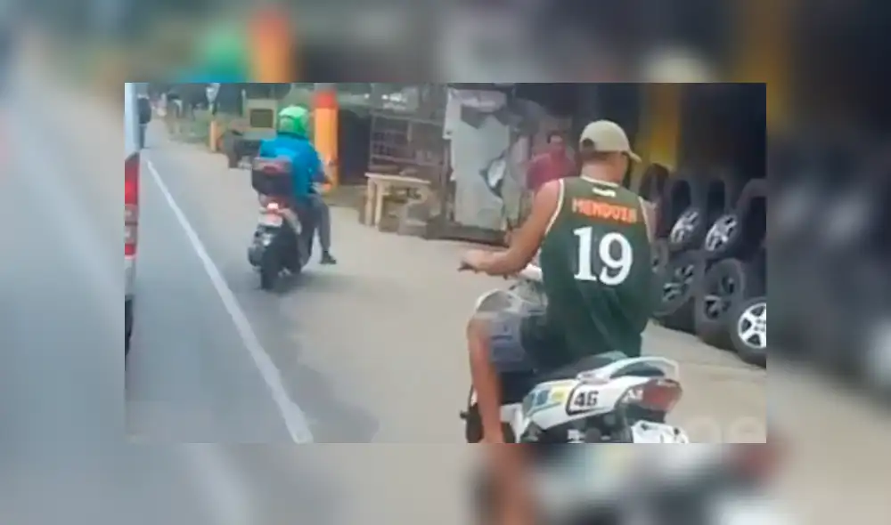 Facebook viral: choca repentinamente cuando manejaba una moto por mirar a una linda mujer [VIDEO]