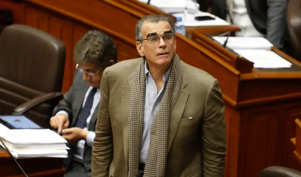 Pedro Olaechea negó que quiera llegar a la Mesa Directiva del Congreso. Foto: La República Pedro Olaechea negó que quiera llegar a la Mesa Directiva del Congreso. Foto: La República