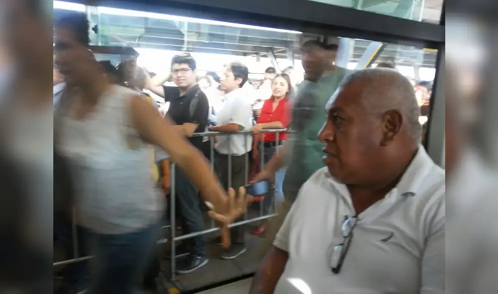 Metropolitano : Estación Naranjal colapsó tras eliminar cola de sentados [FOTOS]