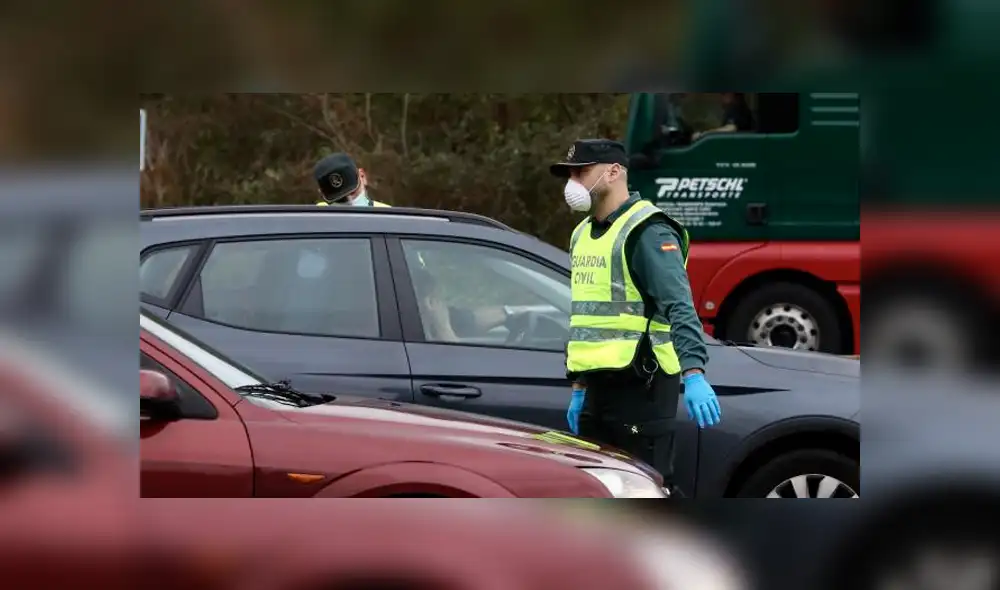 Policías denunciaron lo sucedido. Foto: 20 Minutos Policías denunciaron lo sucedido. Foto: 20 Minutos