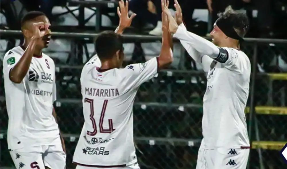 El Monstruo logró la victoria pese a quedarse con 10 jugadores en los últimos minutos. Foto: Deportivo Saprissa El Monstruo logró la victoria pese a quedarse con 10 jugadores en los últimos minutos. Foto: Deportivo Saprissa