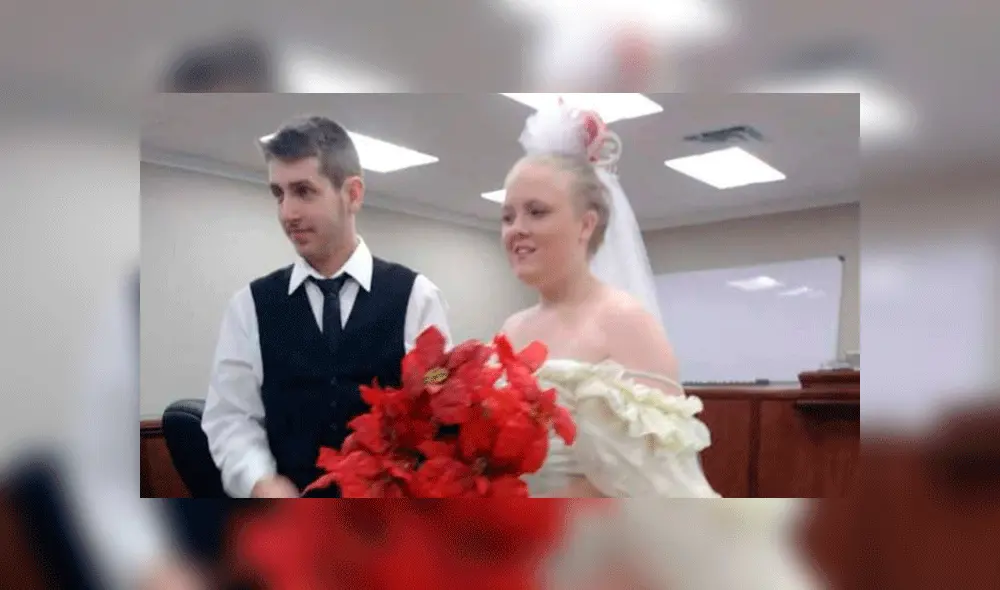 Pareja fallece en choque minutos después de casarse Pareja fallece en choque minutos después de casarse