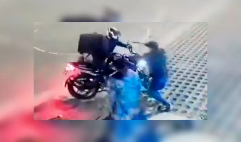 Este robo ocurre de manra Foto: captura de América TV Este robo ocurre de manra Foto: captura de América TV