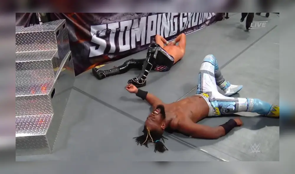 Kofi Kingston venció a Dolph Ziggler para retener el título de WWE en un Steel Cage Match.