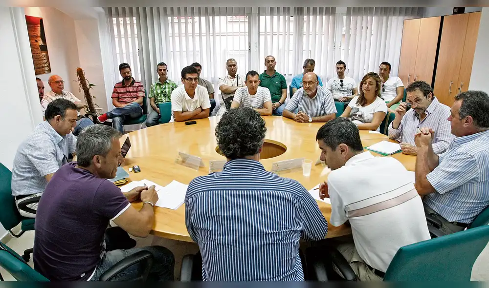 Un millón y medio de estatales no podrán negociar sus aumentos