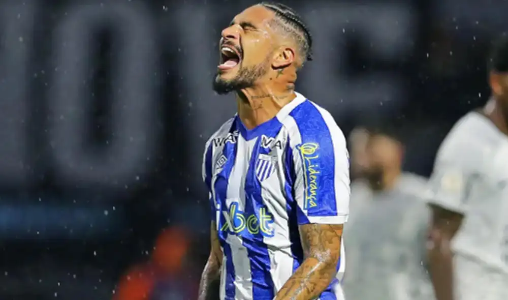 Paolo Guerrero tiene contrato con su actual club hasta fines del 2022. Foto: Avaí FC