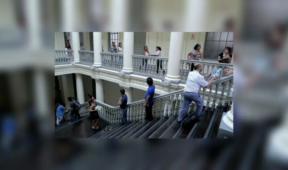 Casa de la literatura suspende actividades por desborde del río Rimac Casa de la literatura suspende actividades por desborde del río Rimac