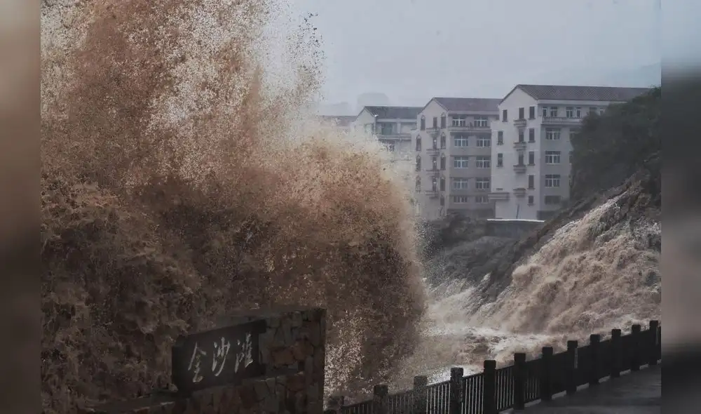 El tifón Lekima causa al menos 18 muertos y 14 desaparecidos en China. Foto: AFP. El tifón Lekima causa al menos 18 muertos y 14 desaparecidos en China. Foto: AFP.