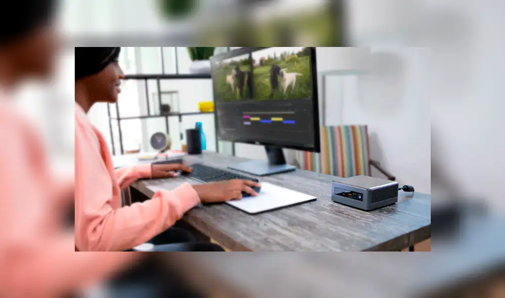 La mini PC representa el 10% del volumen de una computadora convencional de escritorio. Foto Intel