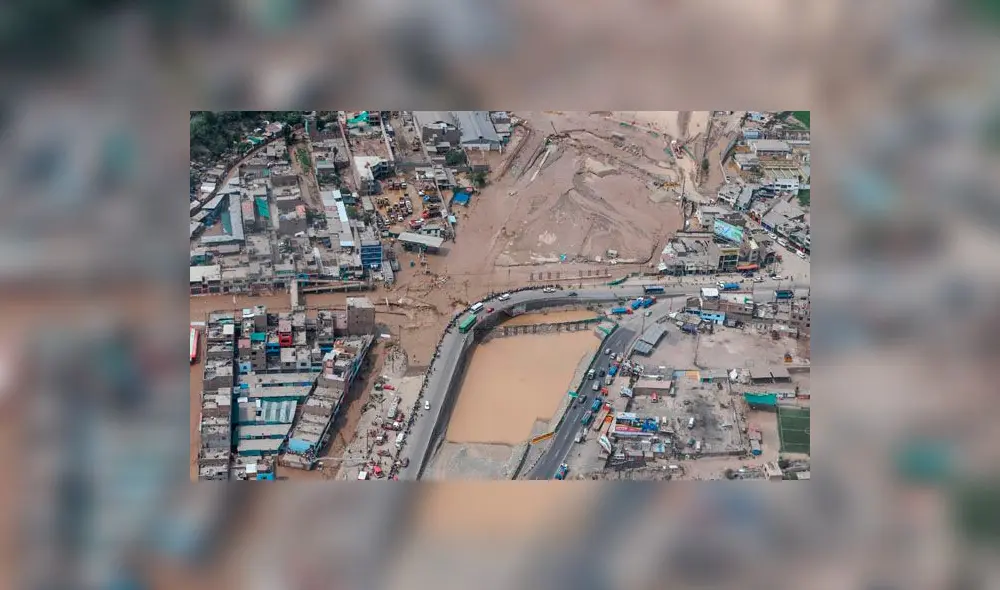 Huaicos en el Perú: reportes del desastre nacional y ayuda a damnificados Huaicos en el Perú: reportes del desastre nacional y ayuda a damnificados