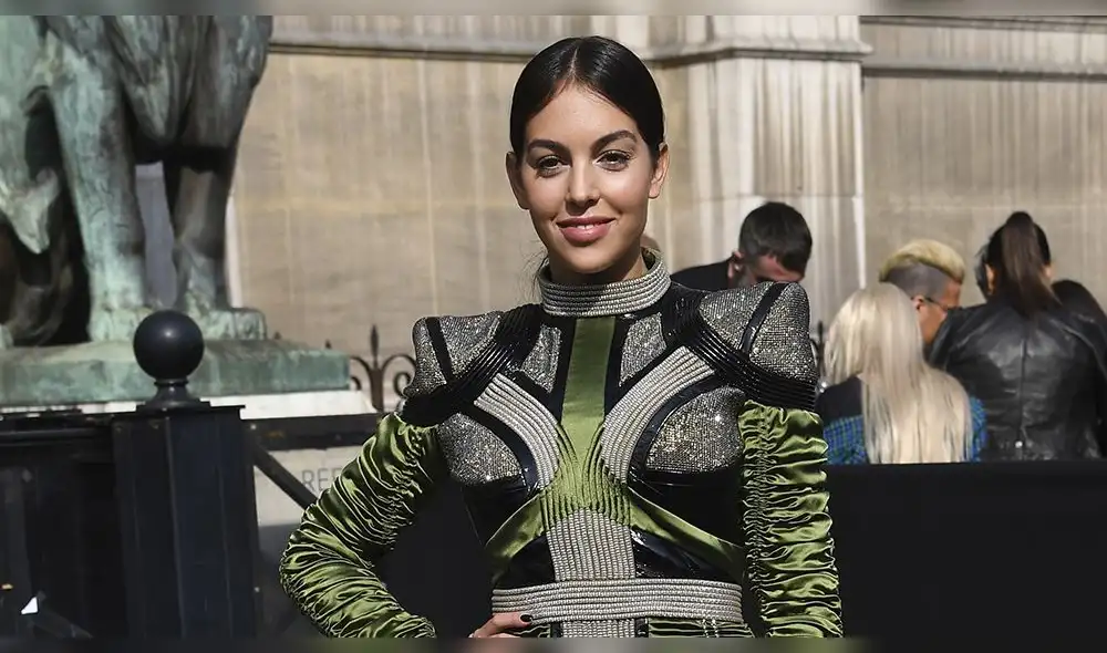 La modelo de 26 años planea conquistar al público italiano y se presentaría en la gala musical. (Foto: AFP) La modelo de 26 años planea conquistar al público italiano y se presentaría en la gala musical. (Foto: AFP)