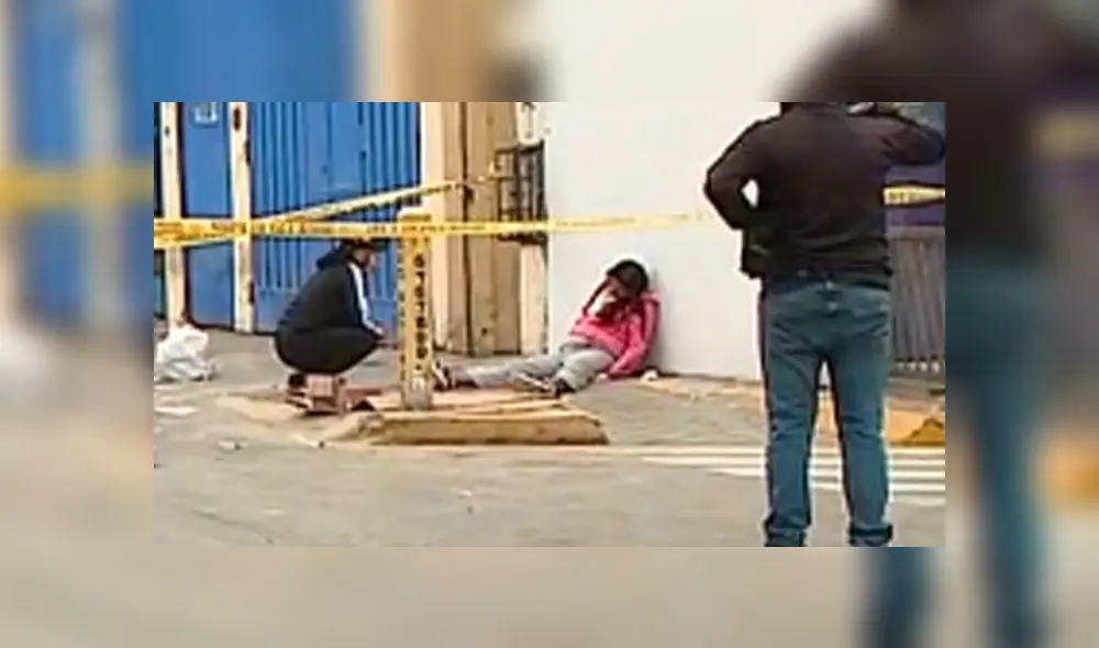 Desmayo en el distrito de La Victoria. Créditos: Captura Latina. Desmayo en el distrito de La Victoria. Créditos: Captura Latina.