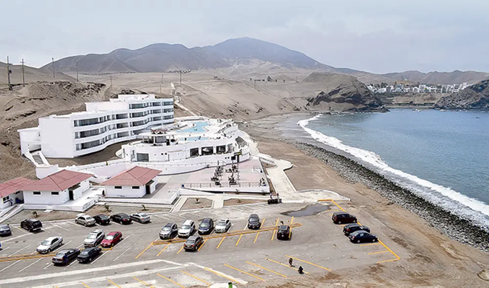 Carrusel. A cambio de la entrega de dos inmuebles del Ejército a una asociación privada, esta construyó el centro de esparcimiento de La Tiza sobre otros terrenos del instituto armado.