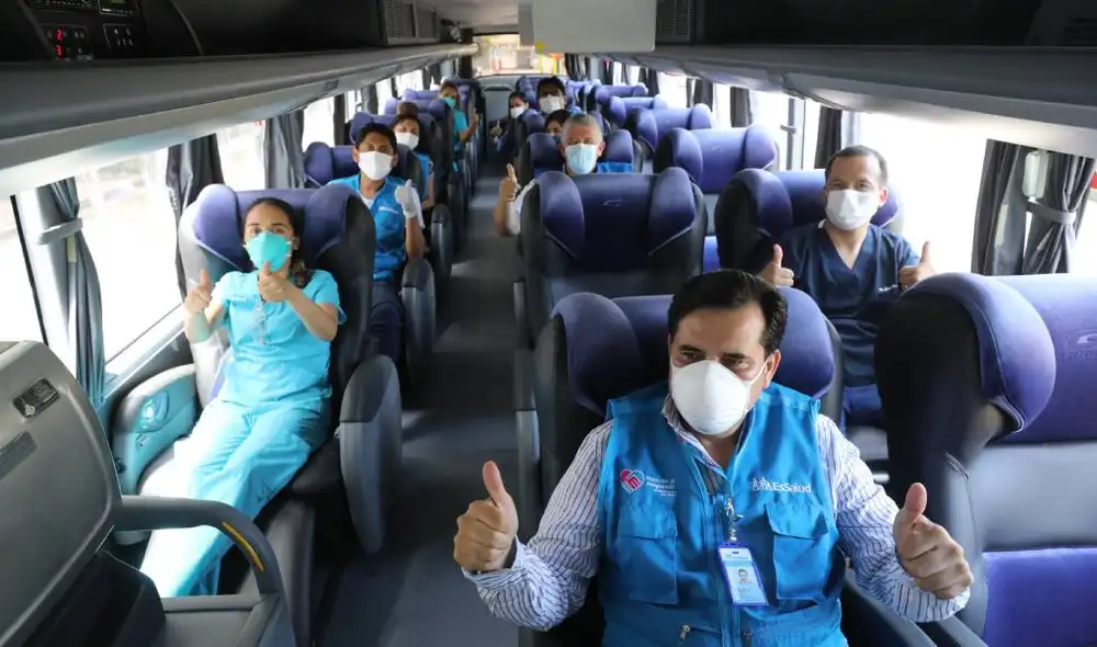 FPF brindó al Gobierno el bus oficial de la Selección. Foto: EsSalud