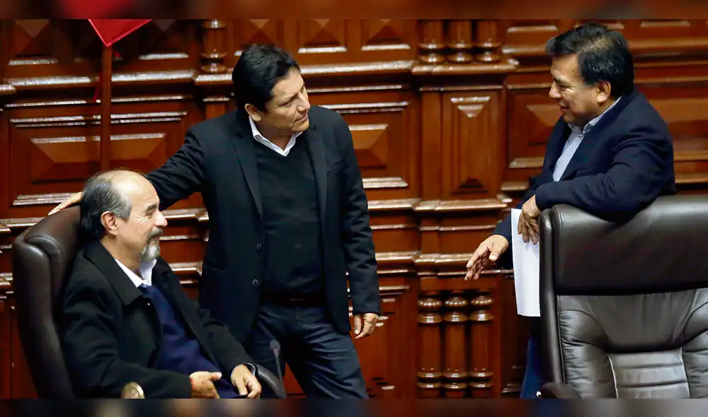 Presentan proyecto de ley contra libertad de prensa