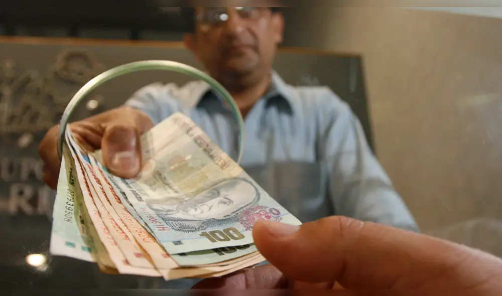 MEF evaluará propuesta de elevar el sueldo mínimo en los próximos días MEF evaluará propuesta de elevar el sueldo mínimo en los próximos días