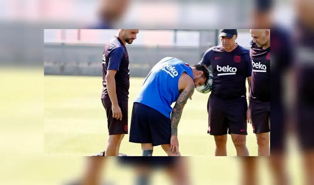 Tras volver de sus vacaciones, Messi se lesiona en su primer entrenamiento Tras volver de sus vacaciones, Messi se lesiona en su primer entrenamiento