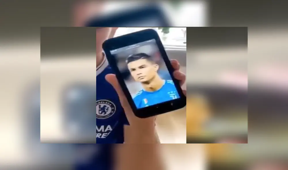 Desliza para ver los detalles del video viral publicado en YouTube. Foto: Captura.