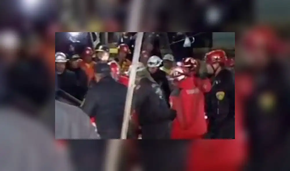 Arequipa: recuperan cadáver de uno de los siete mineros atrapados en socavón | VIDEO Arequipa: recuperan cadáver de uno de los siete mineros atrapados en socavón | VIDEO