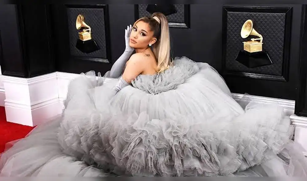 Grammy 2020: Ariana Grande impacta con despampanante vestido en la alfombra roja